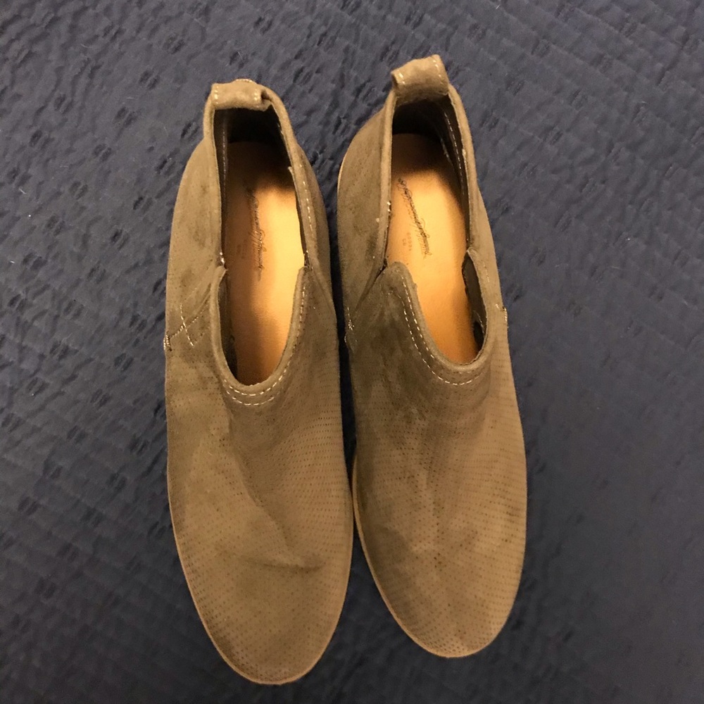 Universal Thread Dylan Microsuede Tan Booties - image 3